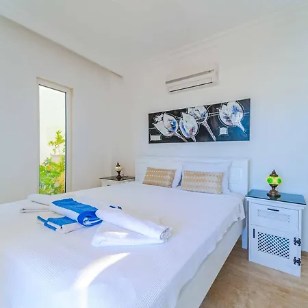 Vanilla Hotel *